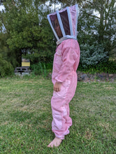 Load image into Gallery viewer, Kids 3 Layer Mesh Beekeeping Suit
